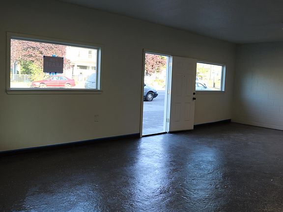 4th image of 3634 McKinley Ave