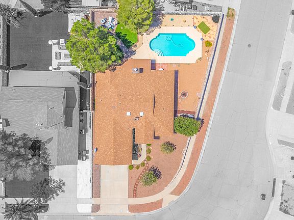 4th image of 1237 Night Hawk Dr
