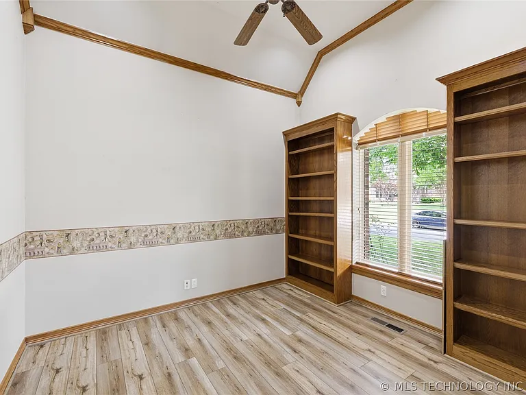 9818 E 83rd Pl — Photo 22