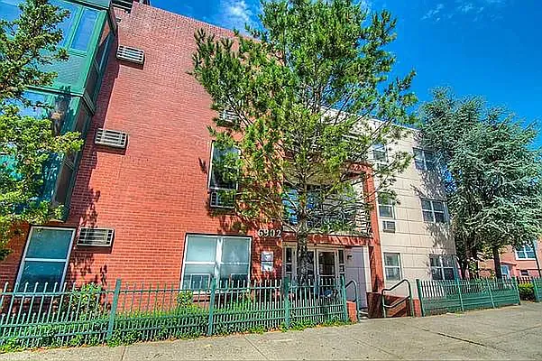 Rented by Brooklyn Property Group LLC | media 50