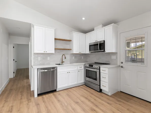 2044 S Forest Ave, Tempe, AZ 85282
