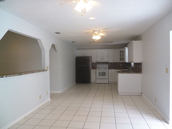 5th image of 16703 E Wiltshire Dr