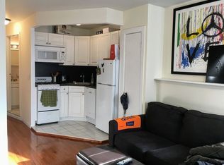 852 8th Ave APT 2A, New York, NY 10019