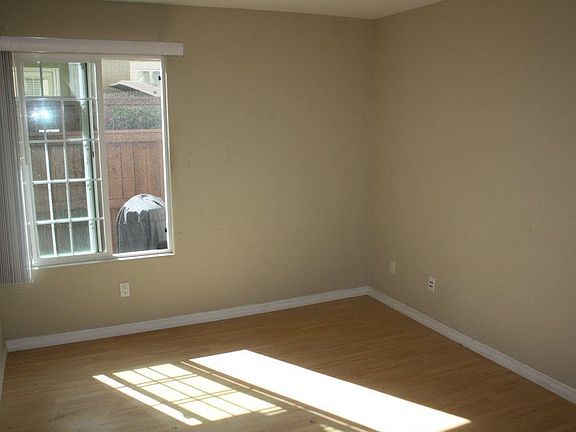 3rd image of 5404 Balboa Arms Dr Unit 364