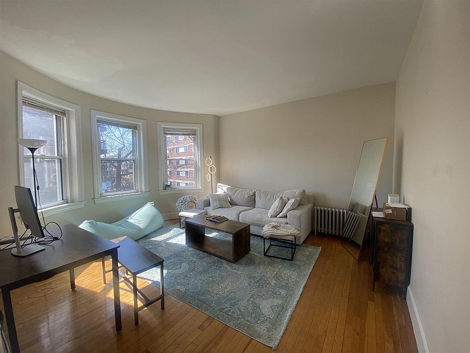 1st image of 281 Harvard St APT 33