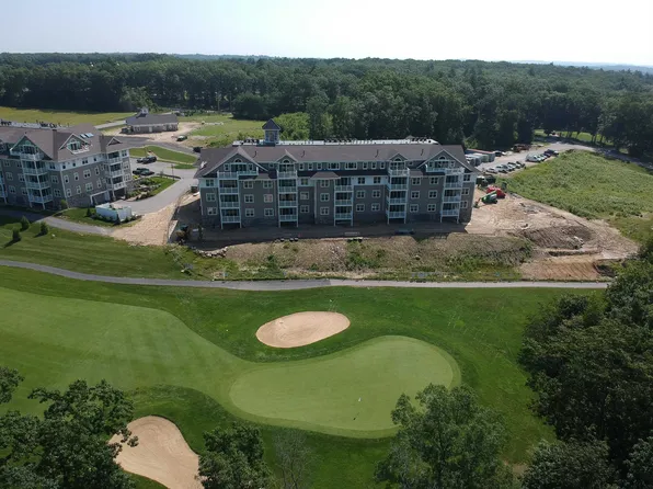 1 Longview Drive #104, Atkinson, NH 03811