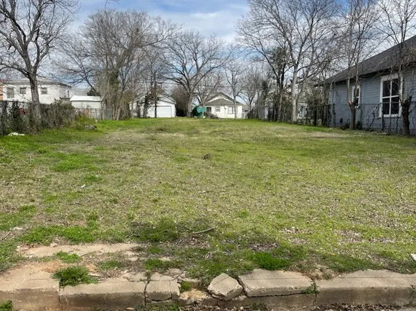 1509 N 7th St, Waco, TX 76707