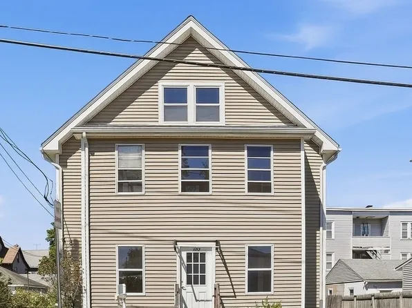 102 Lemuel Ave, Chicopee, MA 01013