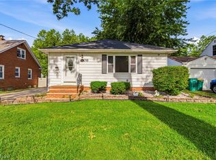 1976 Beverly Hills Dr, Richmond Heights, OH 44143