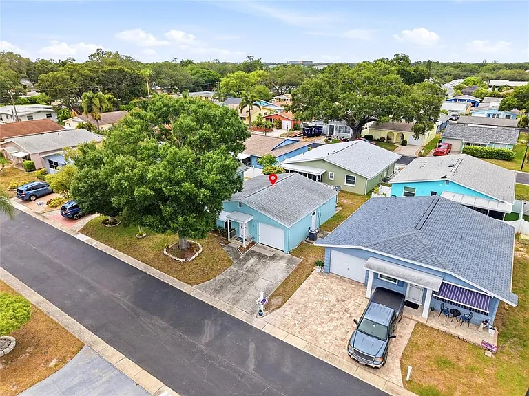 1008 Heron Ct — Photo 44