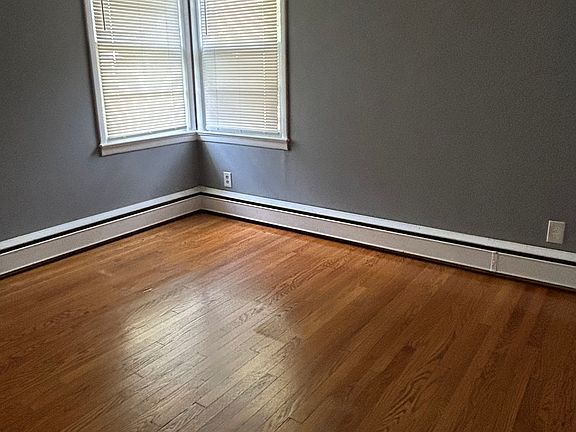 5th image of 27 Prospect Ave