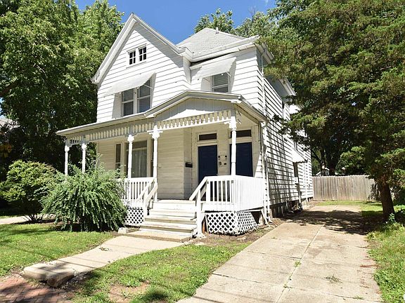 4th image of 828 N Garfield Ave APT 2