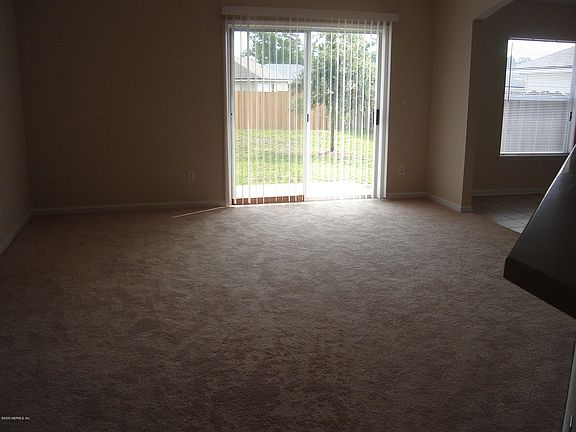 5th image of 2628 Creekfront Dr