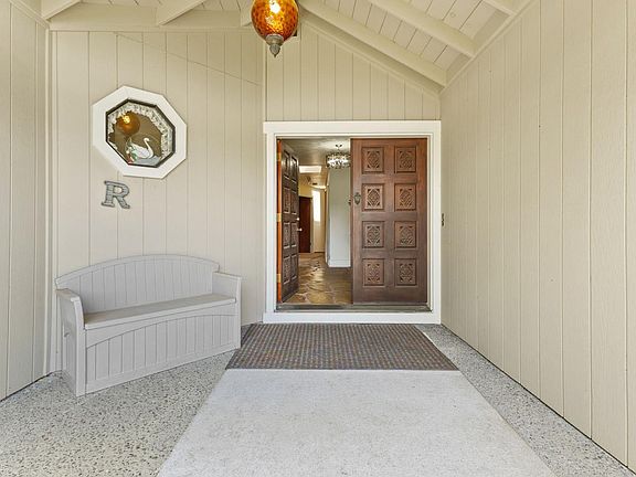 5th image of 6772 Hillsview Drive