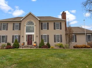 31 Farmhouse Rd, Milford, NJ 08848