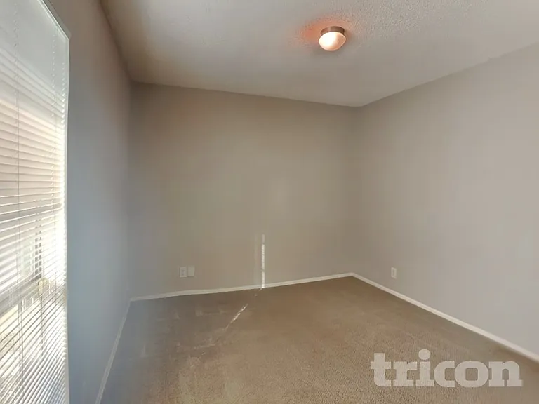 5223 Tom Stafford Dr — Photo 12
