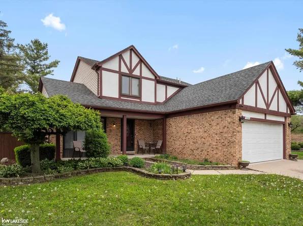 41645 Brandywine Dr, Clinton Township, MI 48038