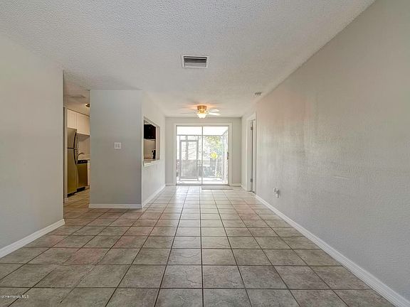 4th image of 2813 Dovewood St
