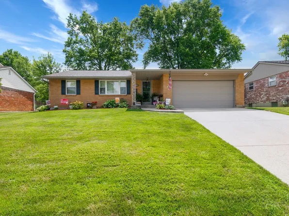 1588 Yellowglen Dr, Cincinnati, OH 45255