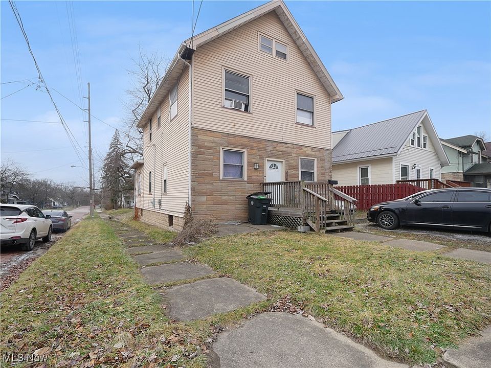 1st image of 428 Bonnie Brae Ave SE