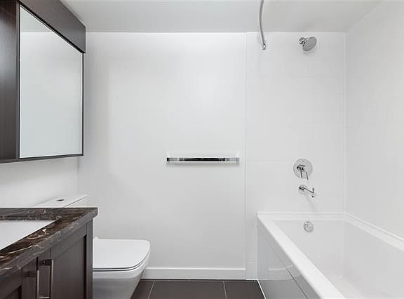 3rd image of 5470 Ormidale St #2305