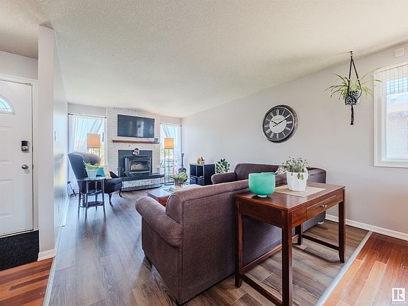 5th image of 2111 140th Ave NW