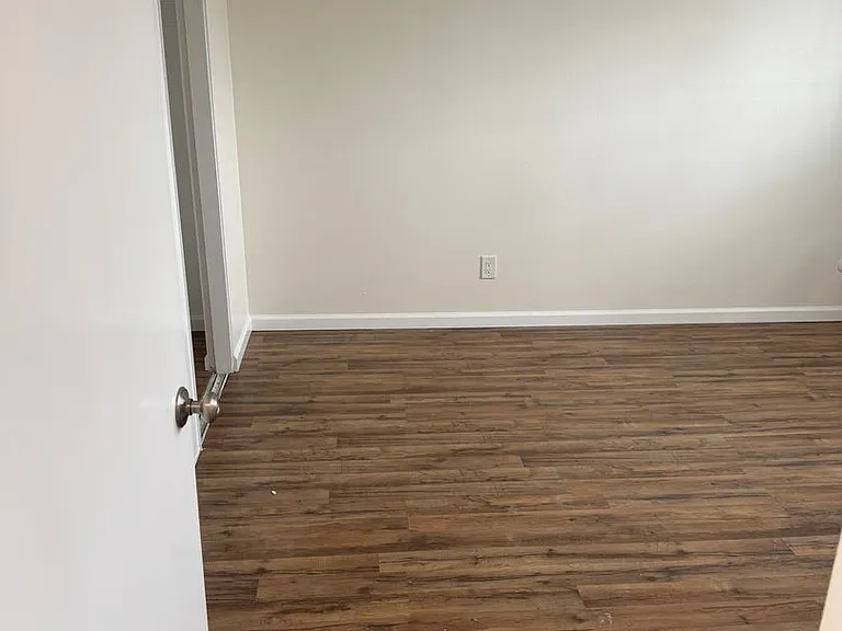 4912 W Point Loma Blvd — Photo 8