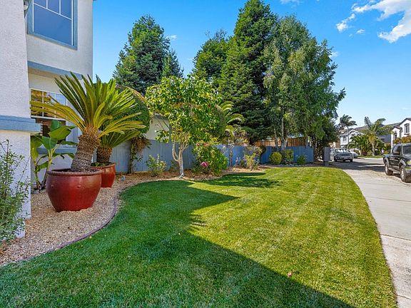 2nd image of 49 Monterey Vista Dr
