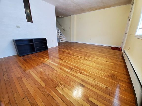4th image of 157 Water St #157
