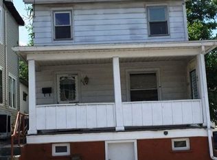330 W Ridge St, Lansford, PA 18232