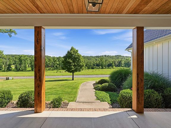 4th image of 49 Goshen Valley Dr