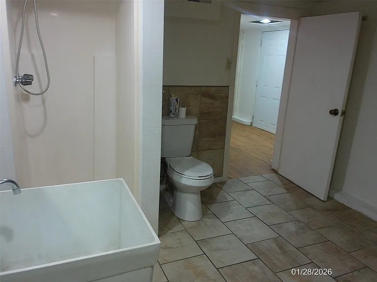 4619 Avenue S — Photo 18