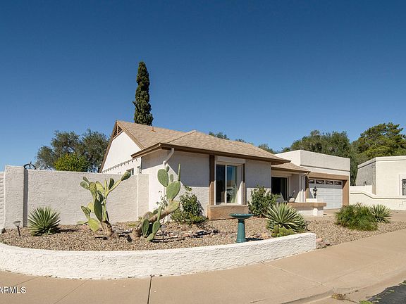 2nd image of 902 E WAGONER Road