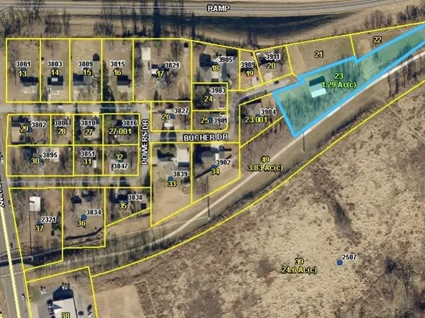 23 Bucher Dr, Saint Joseph, MO 64503