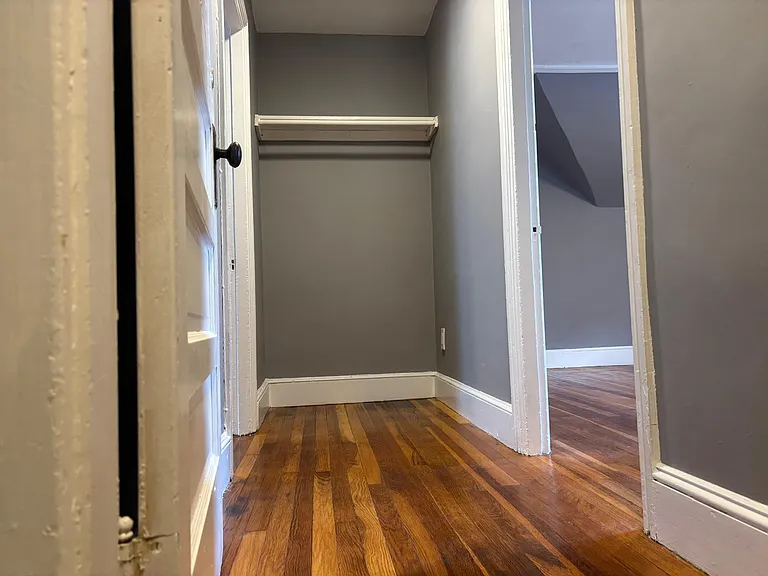 123 East St #1 — Photo 13