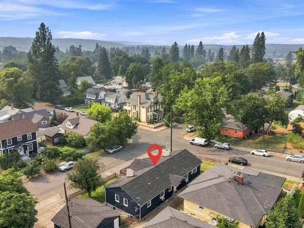 1203 S Walnut St #1209, Spokane, WA 99204