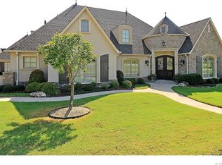 7305 S 5th St, Broken Arrow, OK 74011