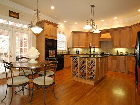Spacious Kitchen