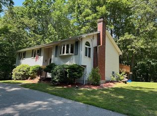 79 Lower Gore Rd, Webster, MA 01570