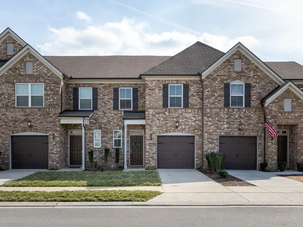 339 Cheval Dr, Gallatin, TN 37066