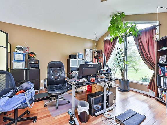 5th image of 3050 Range Road 244a #50302