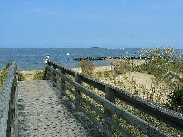 2 bed, 950 sqft, $1,695 — Photo 2