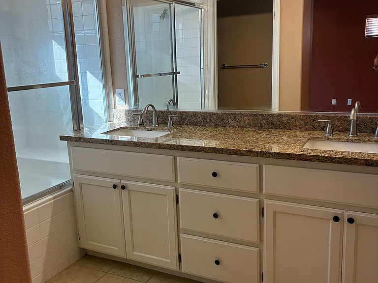 5107 Bianco Ct — Photo 9
