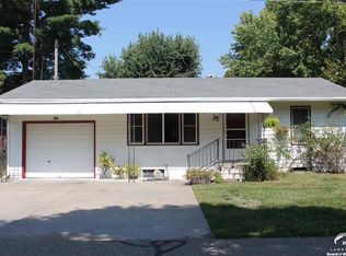 101 W 5th St, Perry, KS 66073