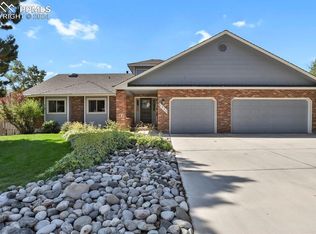 3935 Saddle Rock Rd, Colorado Springs, CO 80918