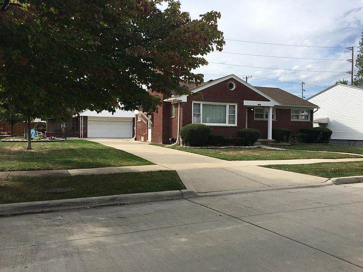 1st image of 2066 10th St