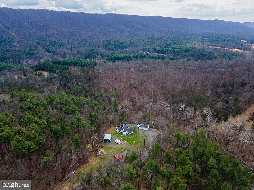 1st image of 1605 Paddys Run Rd