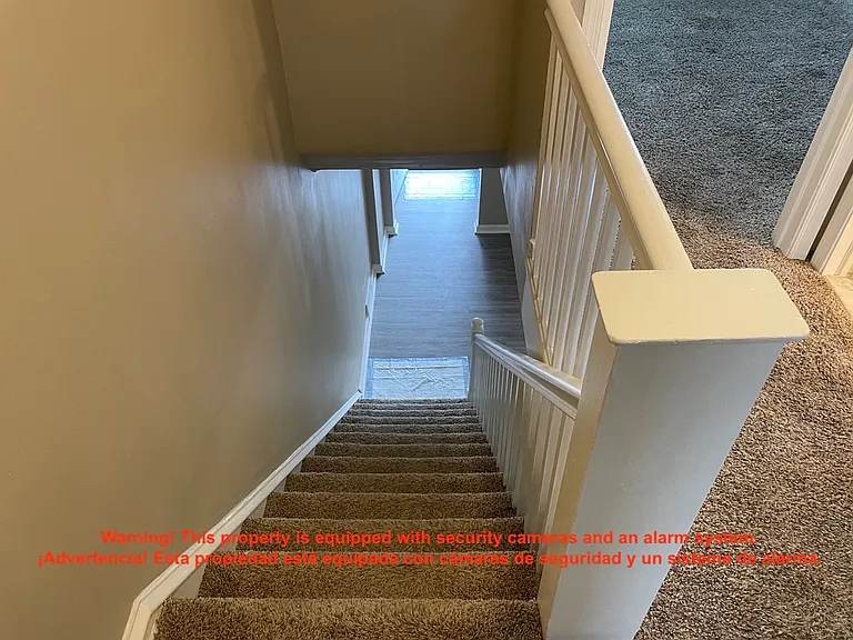 1131 Hellerman St — Photo 16