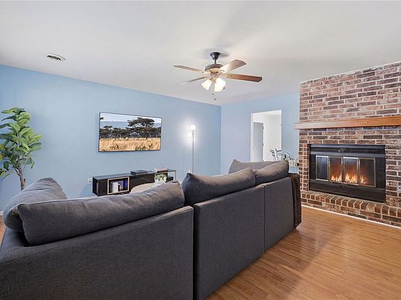 5th image of 3502 Cannon Ave