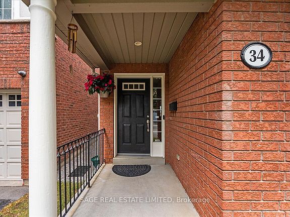 4th image of 34 McSweeney Cres